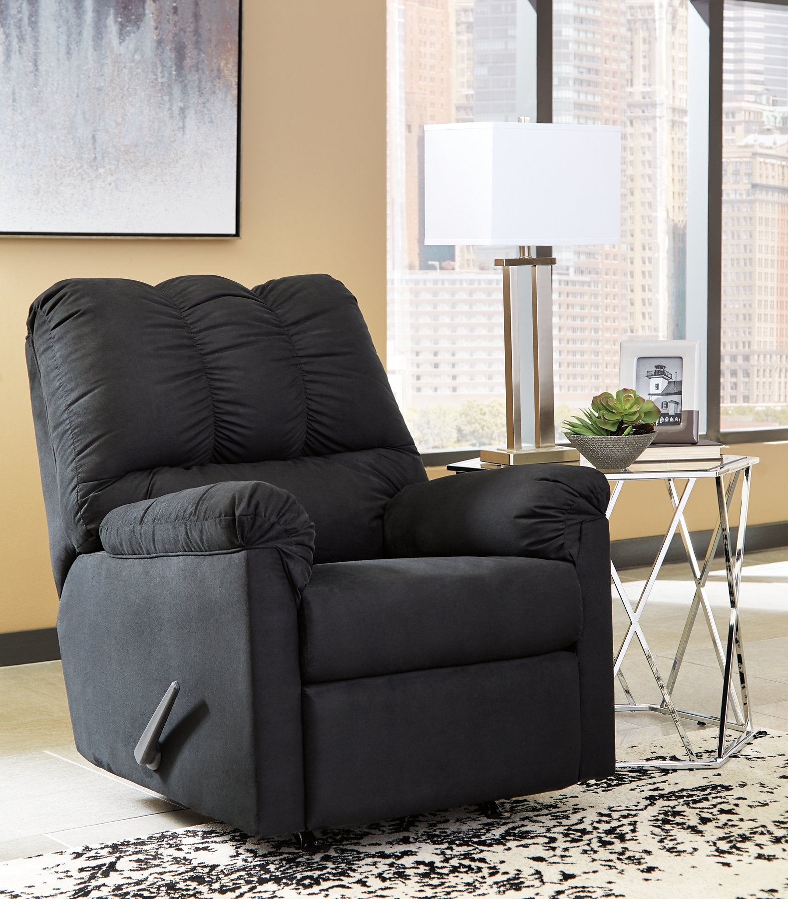 Darcy Recliner - Thumbnail 2