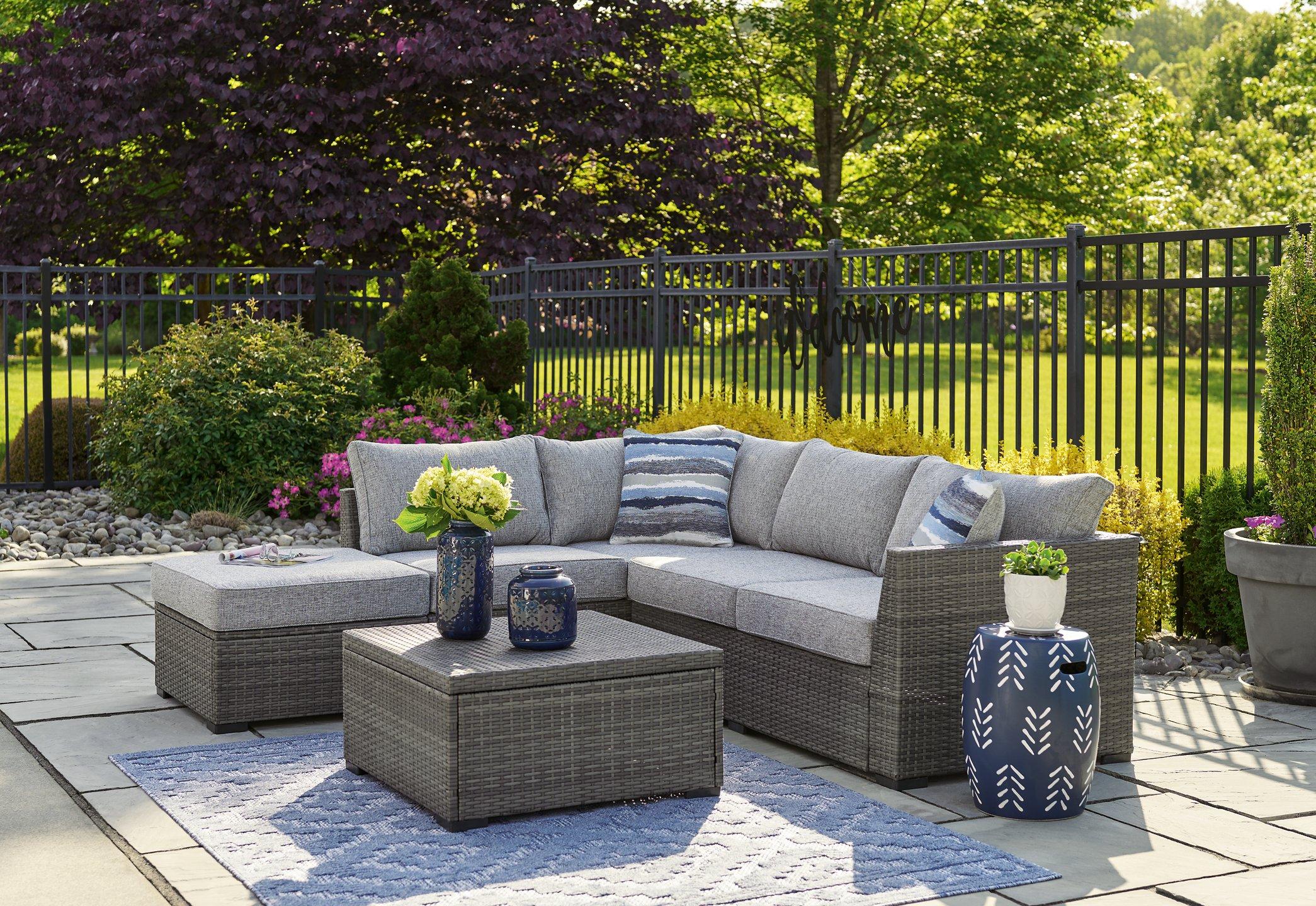 Petal Road Outdoor Loveseat Sectional/Ottoman/Table Set - Thumbnail 4