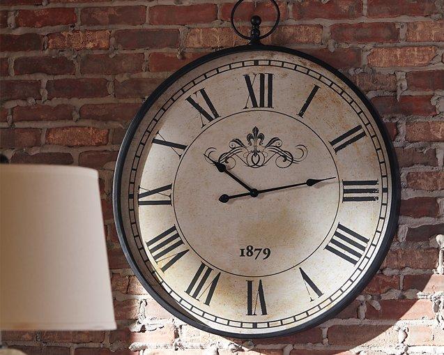 Augustina Wall Clock - Thumbnail 2