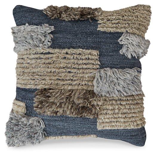 Gibbend Pillow - Thumbnail 3