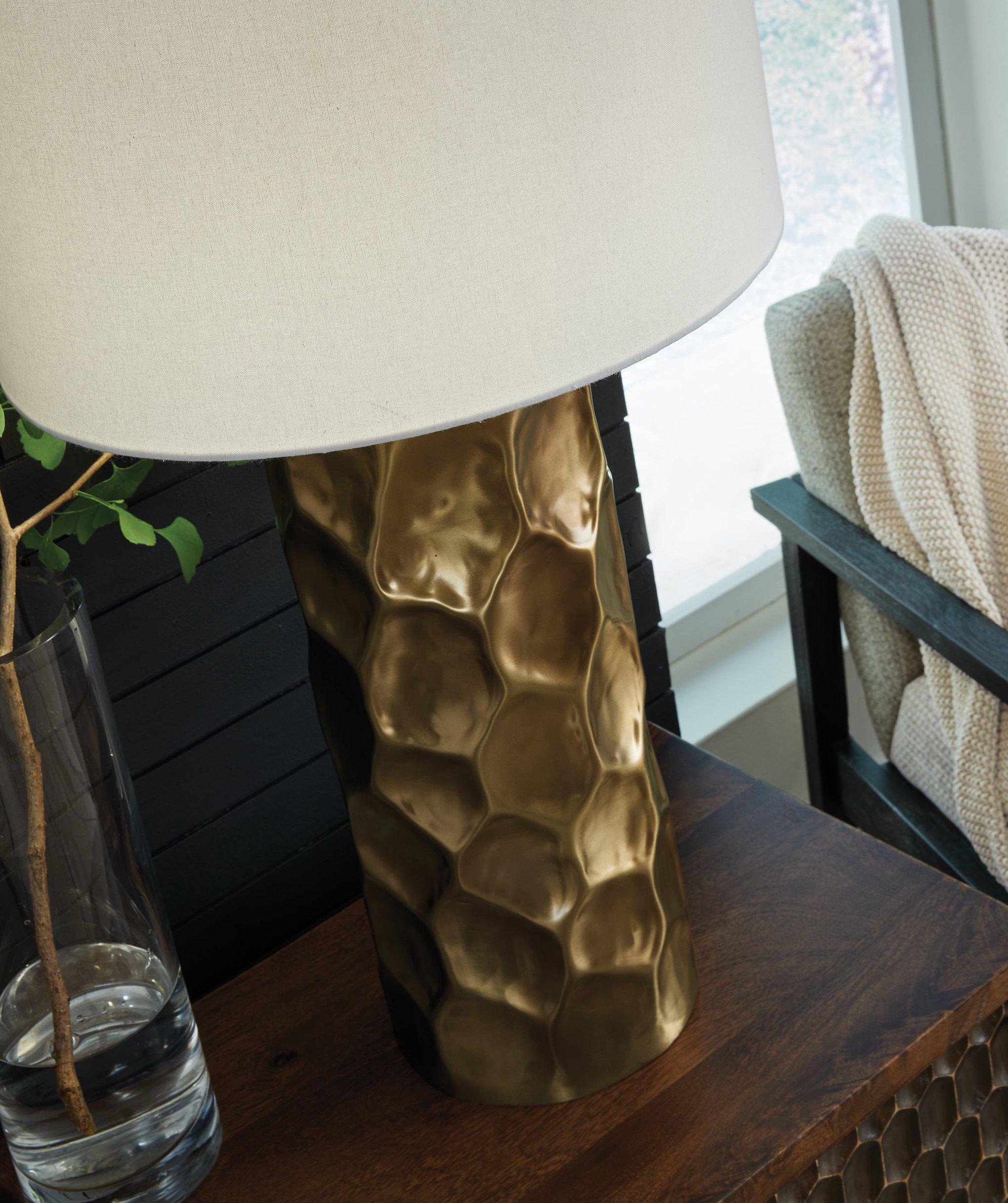 Marshawn Table Lamp - Thumbnail 4