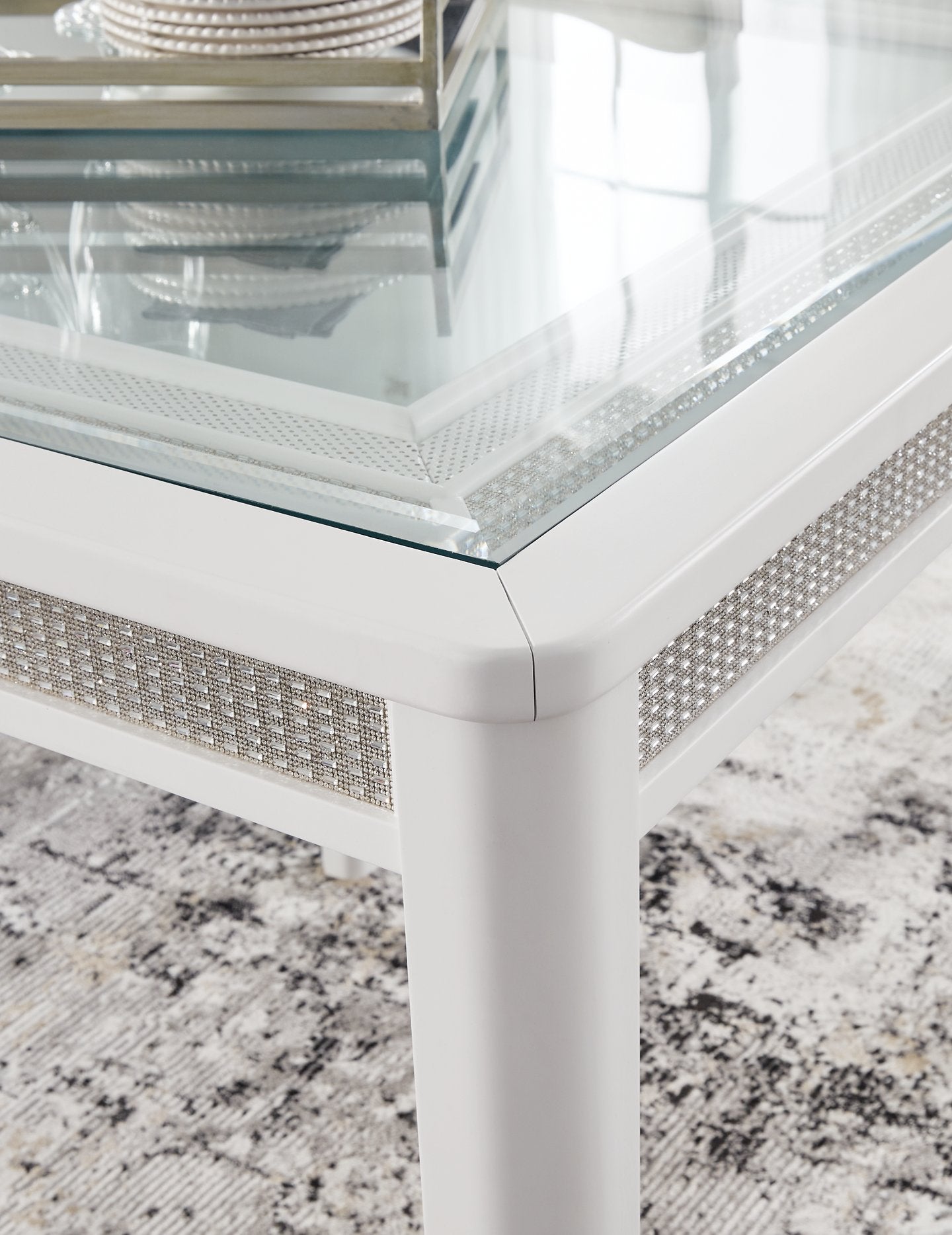 Ashley Furniture Chalanna Dining Table - Thumbnail 3