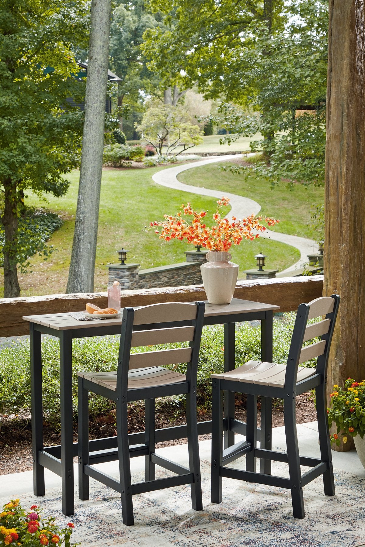 Ashley Furniture Shoreline Beach Outdoor Counter Table and Barstools - Thumbnail 4
