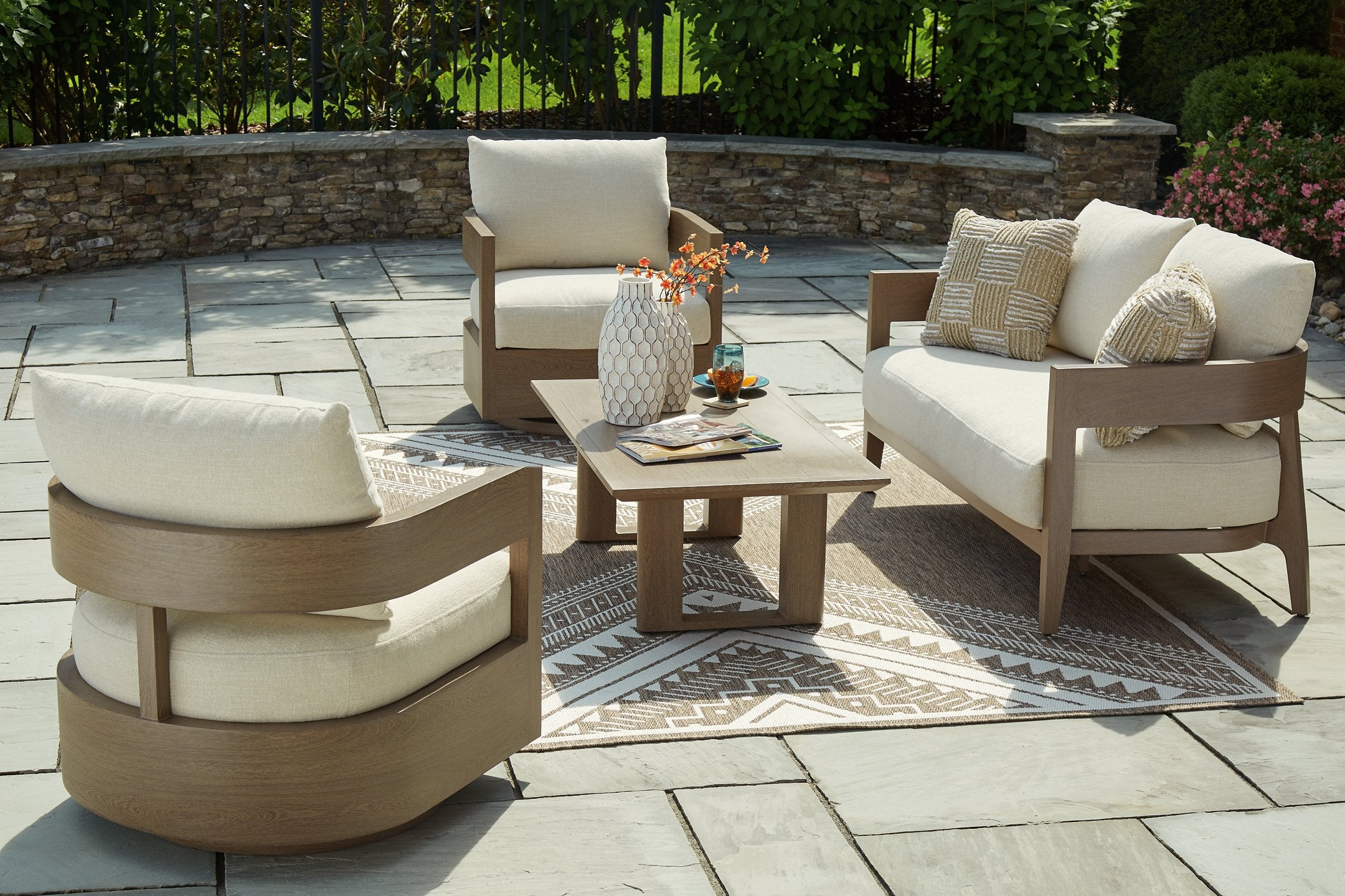 Serene Bay Outdoor Seating Set - Thumbnail 4