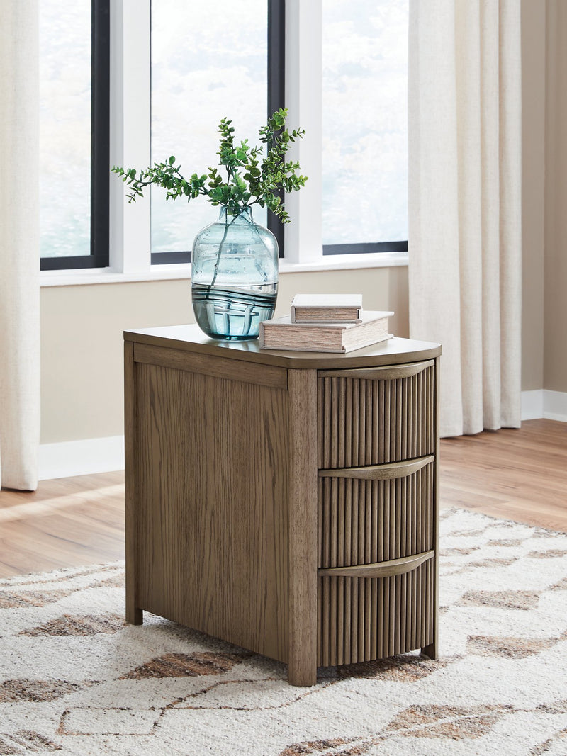 Camdill Chairside End Table
