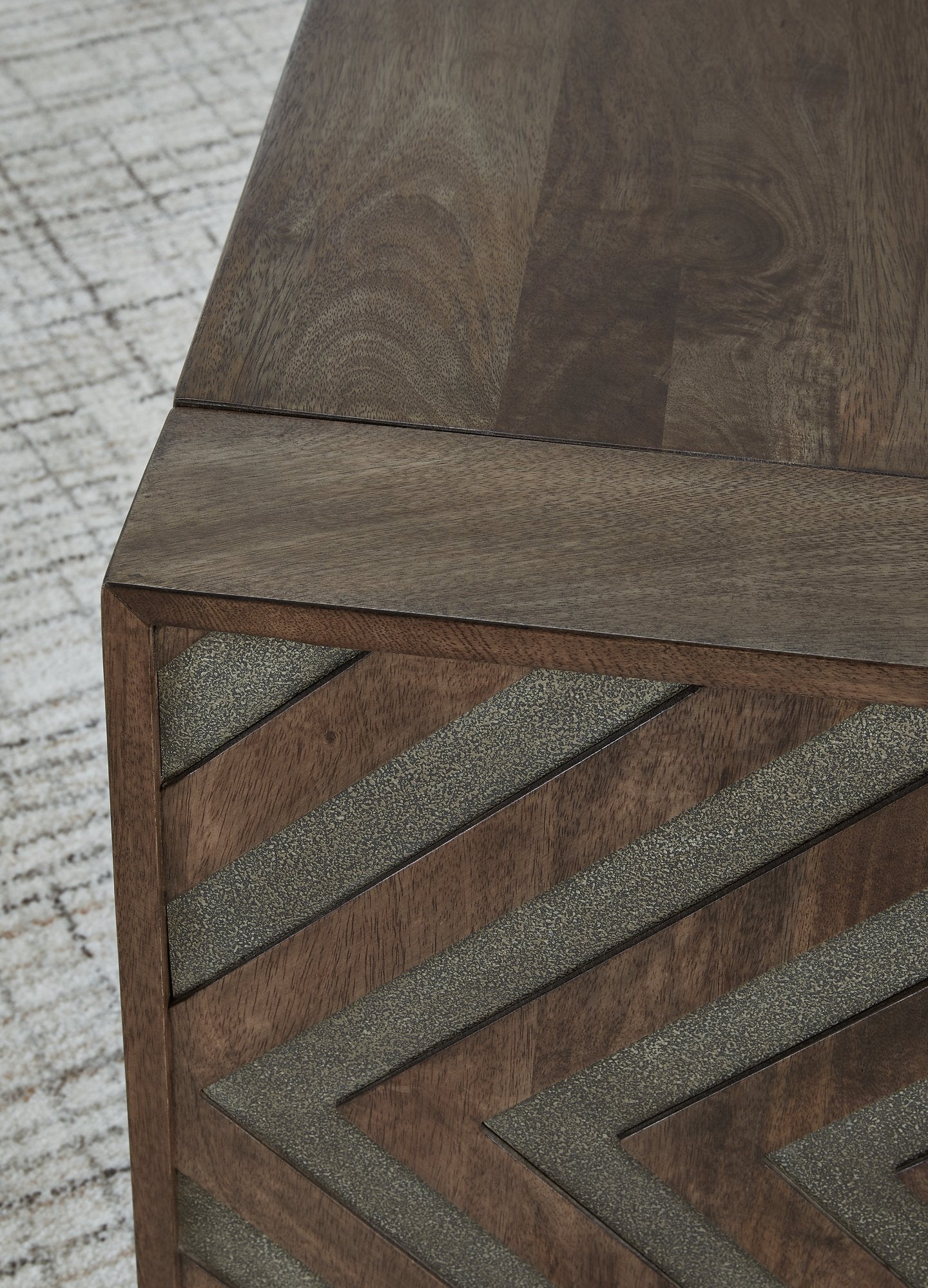 Ashley Furniture Dreggan Coffee Table - Thumbnail 5